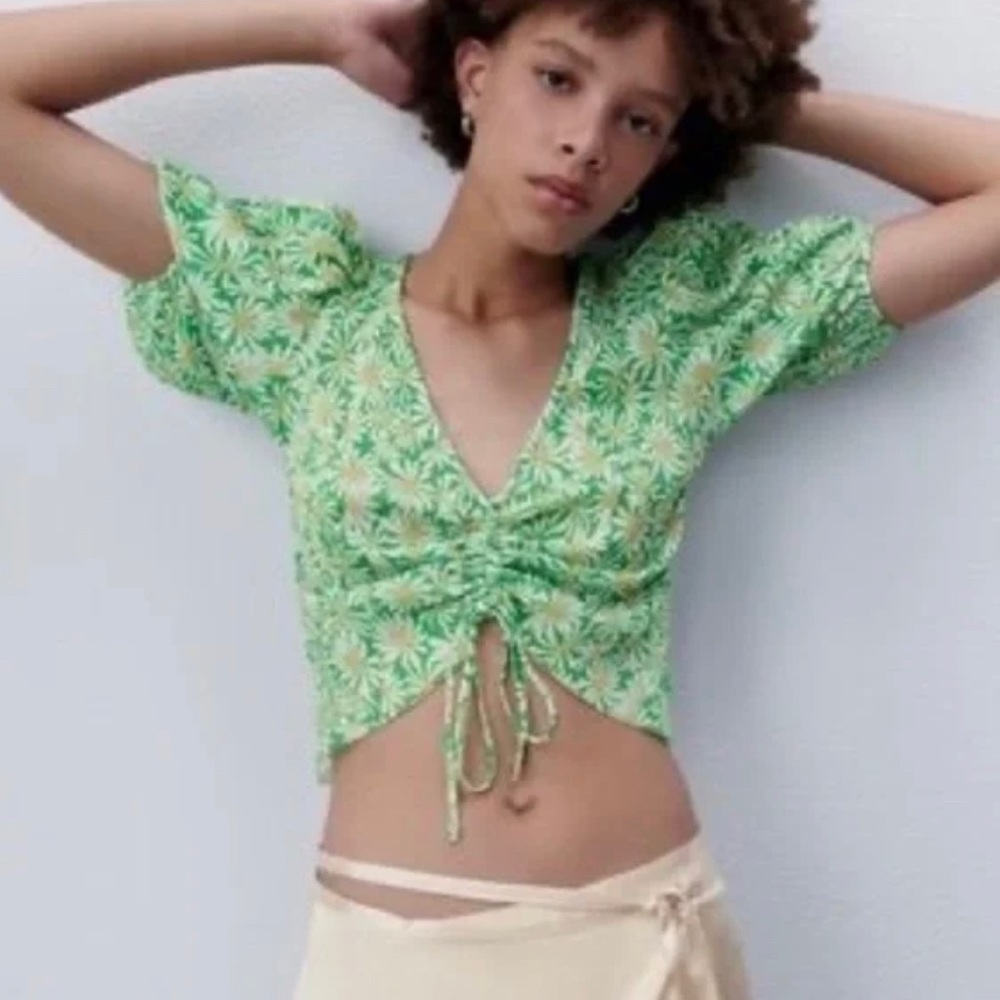 Zara green ruched top